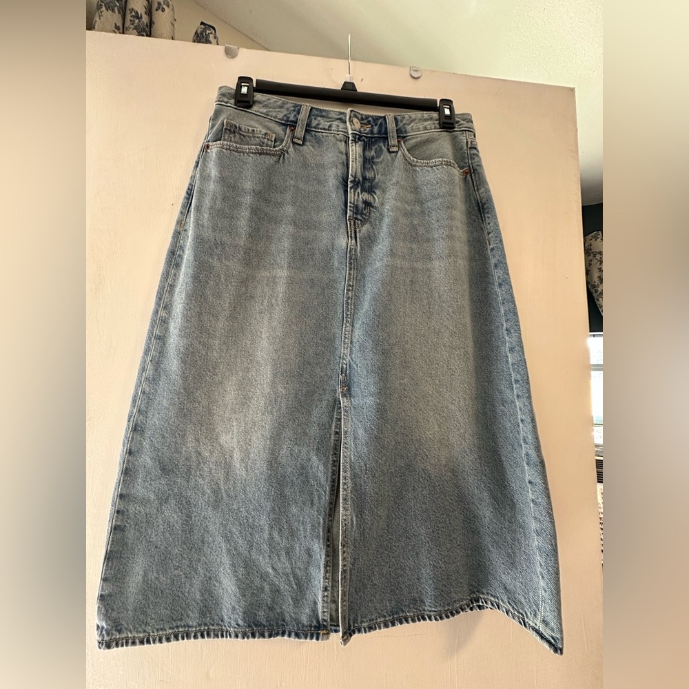 Old Navy Blue Denim Skirt